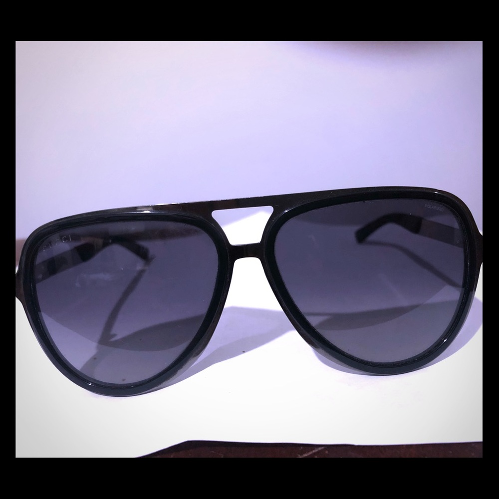 Used Gucci Aviator sunglasses with Gucci stripe